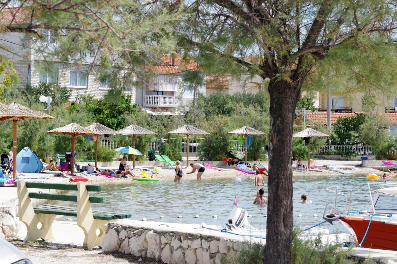 Apartmani L&R Bibinje Bagian luar foto