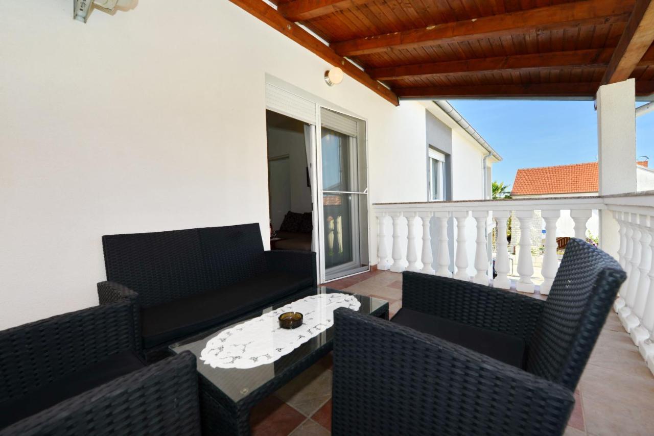 Apartmani L&R Bibinje Bagian luar foto